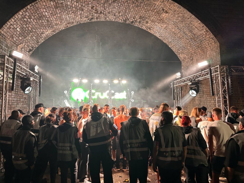 73e81d29-f732-4a0e-8174-66f2b94e16f1